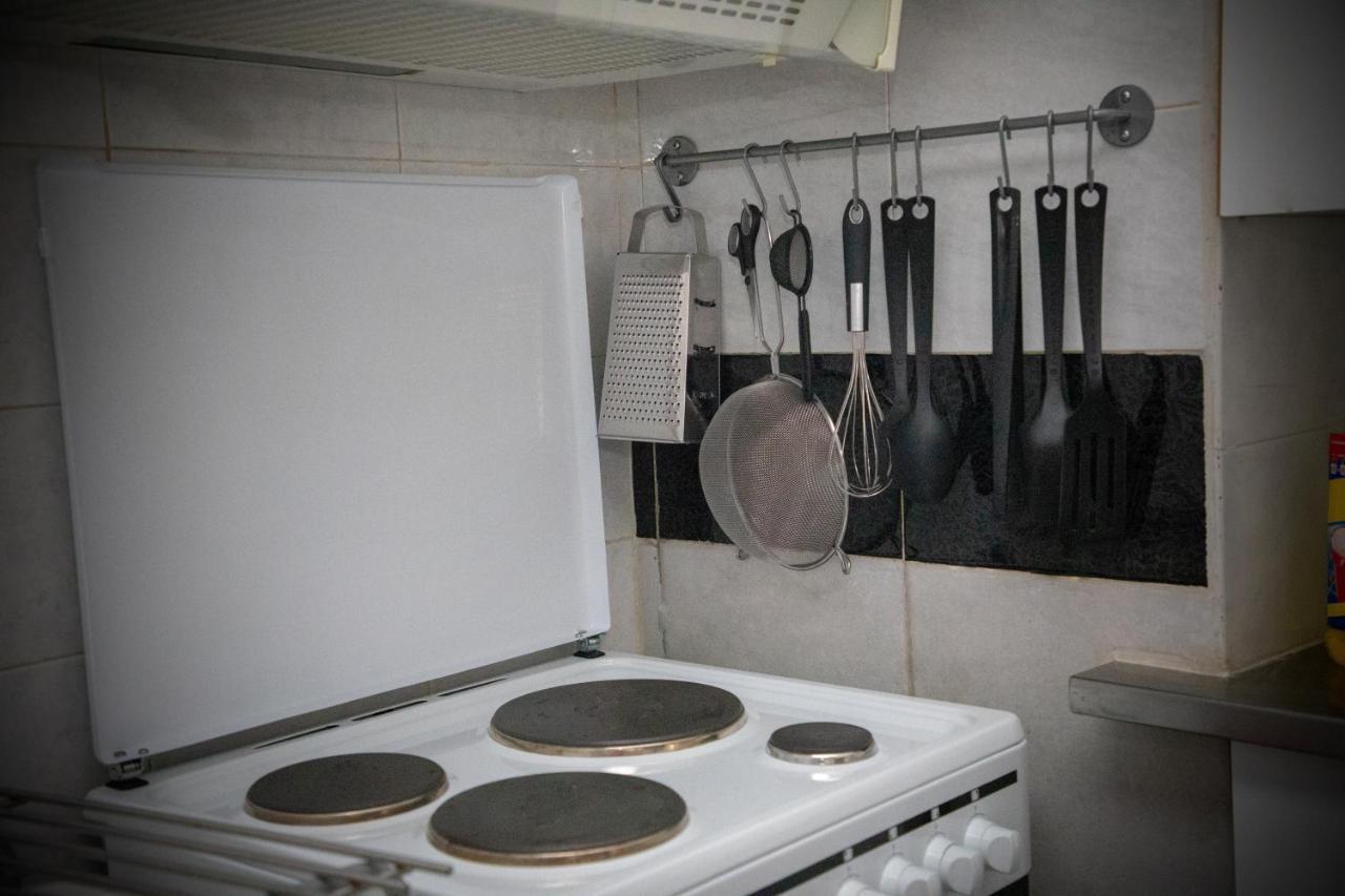 Ellanikou Apartment In Pankrati Vipgreece Atina Dış mekan fotoğraf