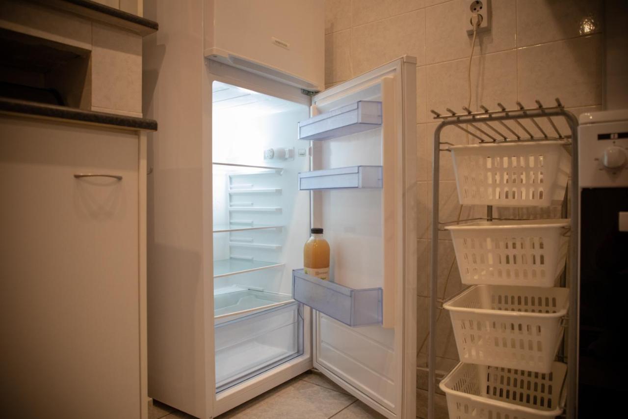 Ellanikou Apartment In Pankrati Vipgreece Atina Dış mekan fotoğraf